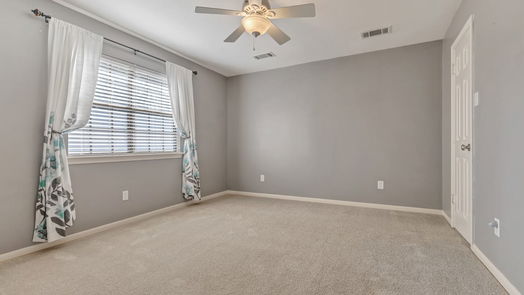 Houston 2-story, 4-bed 5619 Sycamore Creek Drive-idx
