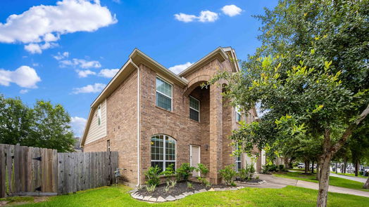 Houston 2-story, 4-bed 6030 Riverchase Glen Drive-idx