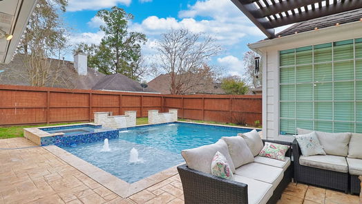 Houston 2-story, 4-bed 5210 Applevale Court-idx