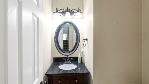 Houston 2-story, 4-bed 5210 Applevale Court-idx