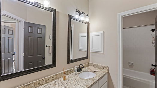 Houston null-story, 3-bed 5219 Applevale Court-idx