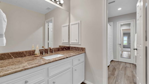 Houston 2-story, 6-bed 5311 Beaver Lodge Drive Drive-idx