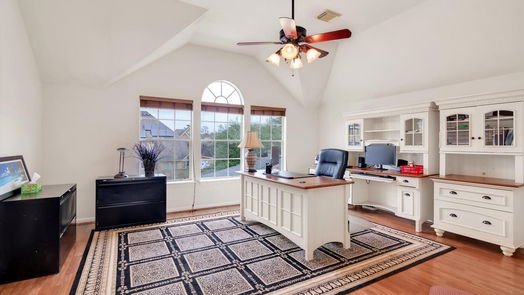 Houston 2-story, 4-bed 4707 Brook Shadow Drive-idx