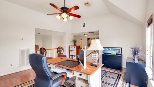Houston 2-story, 4-bed 4707 Brook Shadow Drive-idx