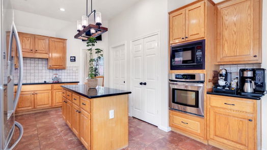 Houston 2-story, 4-bed 4707 Brook Shadow Drive-idx