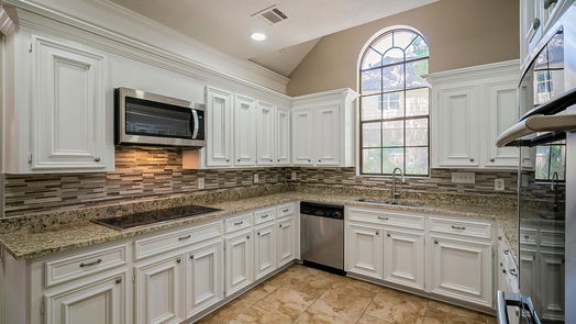 Kingwood 2-story, 4-bed 2703 Rustic Woods Drive-idx