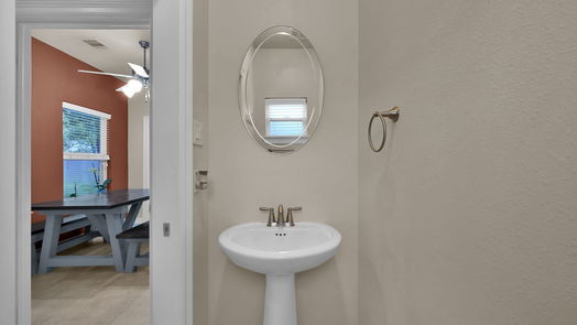 Kingwood 2-story, 4-bed 3207 Highland Laurels Drive-idx