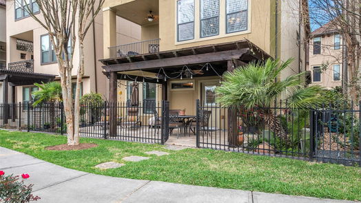 Kingwood 3-story, 4-bed 2810 Kings Retreat Circle-idx