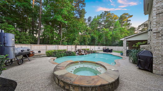 Kingwood 2-story, 4-bed 5918 Country Falls Lane-idx