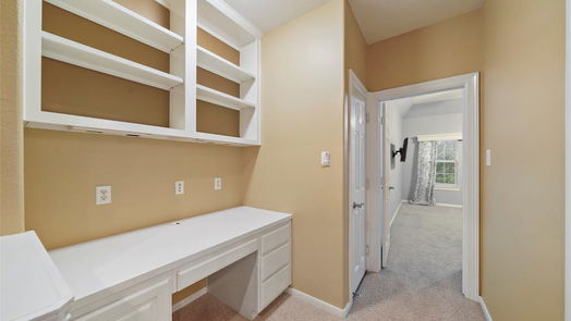 Kingwood 2-story, 4-bed 5918 Country Falls Lane-idx