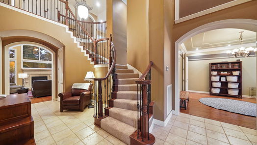 Kingwood 2-story, 4-bed 5918 Country Falls Lane-idx