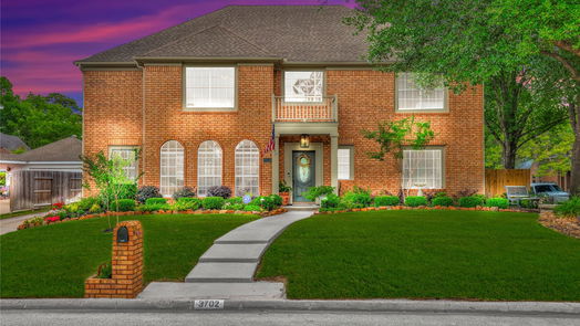 Kingwood 2-story, 4-bed 3702 Lake Shade Court-idx