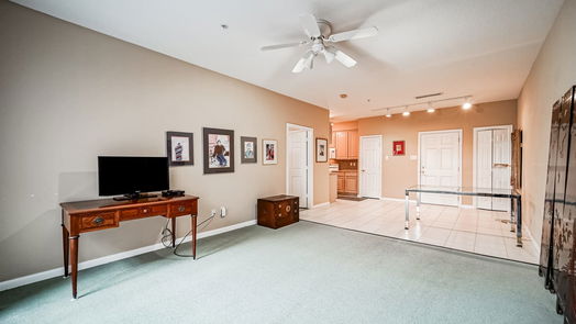 Kingwood 1-story, 1-bed 2803 Kings Crossing Drive 319-idx