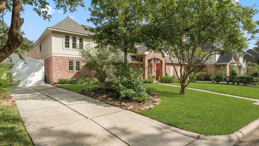 Kingwood 2-story, 4-bed 5315 Valley Pines Drive-idx