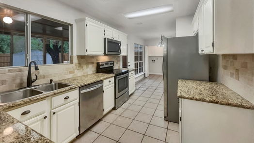 Kingwood 2-story, 3-bed 3414 Kings Mountain Drive-idx