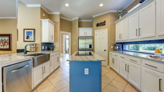 Kingwood 2-story, 4-bed 5915 Juniper Bluff Court-idx