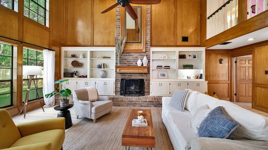 Kingwood 2-story, 4-bed 5215 Windy Lake Drive-idx