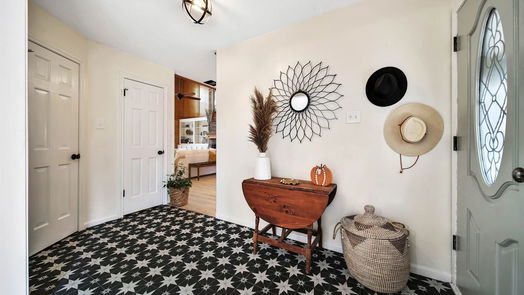 Kingwood 2-story, 4-bed 5215 Windy Lake Drive-idx
