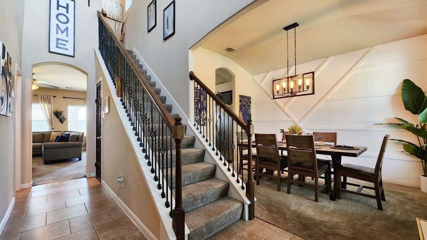 Humble 2-story, 4-bed 11926 Sunset Range Drive-idx