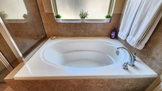 Humble 2-story, 4-bed 11926 Sunset Range Drive-idx