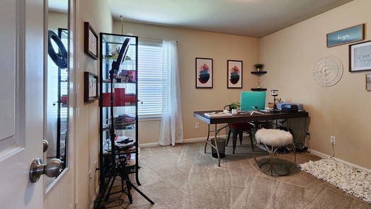 Humble 2-story, 4-bed 11926 Sunset Range Drive-idx