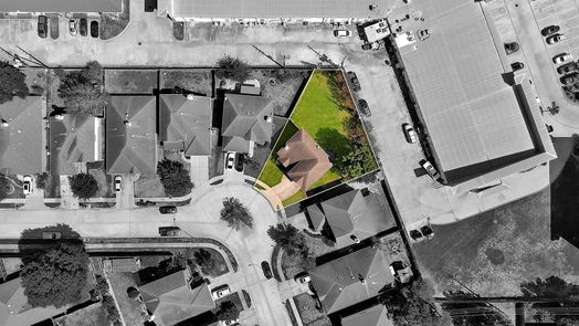 Humble 2-story, 3-bed 7435 Cheeca Lodge Lane-idx