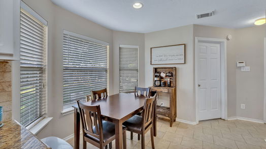 Humble 2-story, 3-bed 7435 Cheeca Lodge Lane-idx