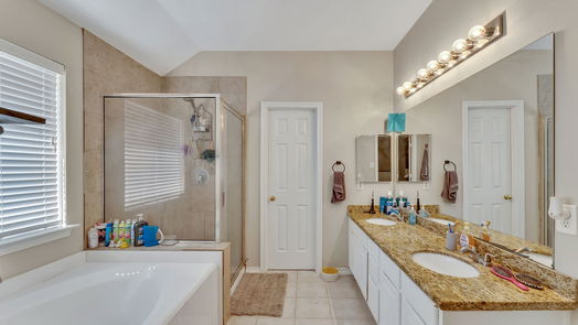 Humble 2-story, 3-bed 7435 Cheeca Lodge Lane-idx