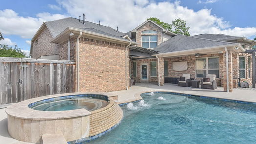 Humble 2-story, 5-bed 17703 Carr Creek Lane-idx