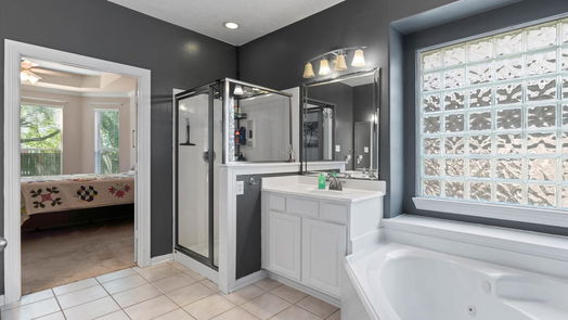 Humble 2-story, 4-bed 18518 Wild Basin Trail-idx
