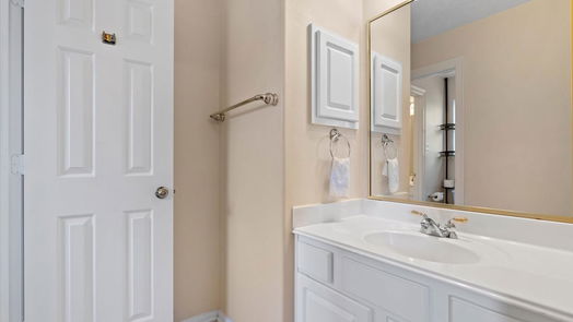 Humble 2-story, 4-bed 18518 Wild Basin Trail-idx