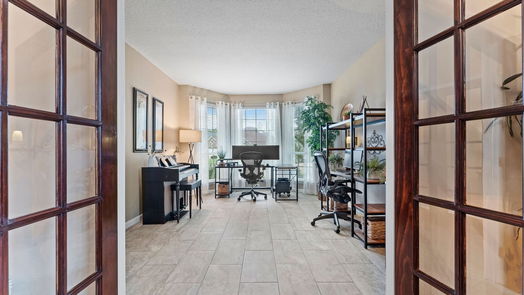 Humble 2-story, 4-bed 6723 Atasca South Court-idx