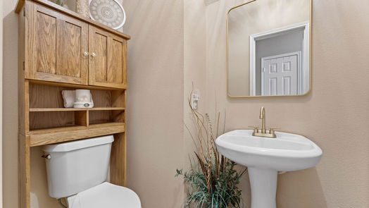 Humble 2-story, 4-bed 6723 Atasca South Court-idx