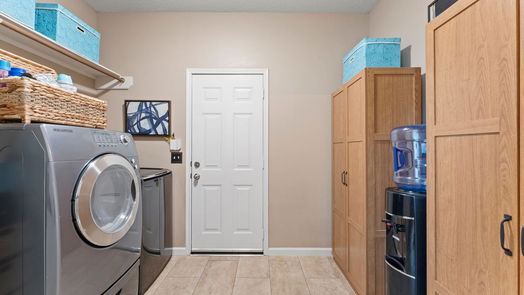 Humble 2-story, 4-bed 6723 Atasca South Court-idx
