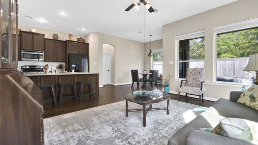 Humble 1-story, 3-bed 8615 Crescent Valley Lane-idx