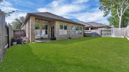 Humble 1-story, 3-bed 8615 Crescent Valley Lane-idx