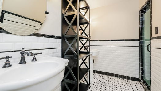 Humble 2-story, 4-bed 6014 Gnarled Oaks Court-idx