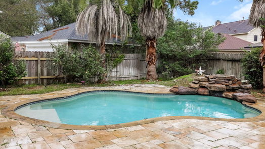 Humble 2-story, 4-bed 6014 Gnarled Oaks Court-idx