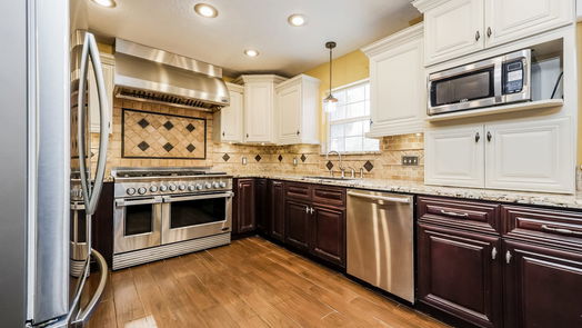 Humble 2-story, 4-bed 6014 Gnarled Oaks Court-idx