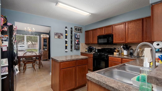 Humble 2-story, 4-bed 4830 Dappled Grove Trail-idx