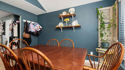 Humble 2-story, 4-bed 4830 Dappled Grove Trail-idx