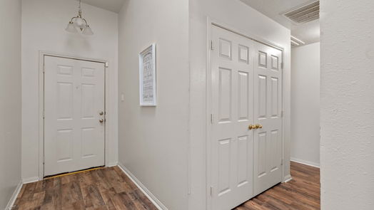 Humble 1-story, 4-bed 4027 Mossy Grove Court-idx