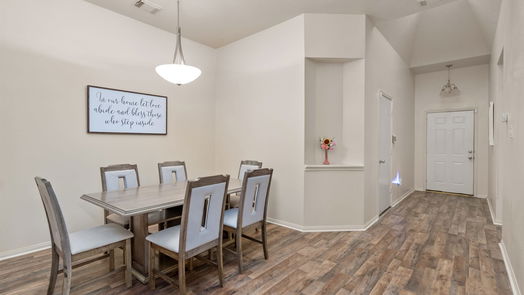 Humble 1-story, 4-bed 4027 Mossy Grove Court-idx