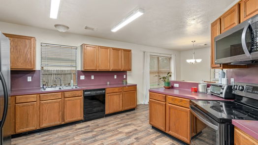 Humble 1-story, 4-bed 4027 Mossy Grove Court-idx