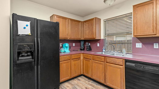 Humble 1-story, 4-bed 4027 Mossy Grove Court-idx