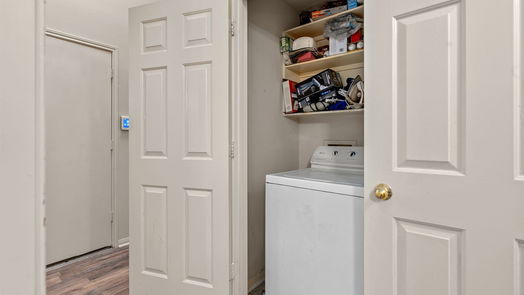 Humble 1-story, 4-bed 4027 Mossy Grove Court-idx