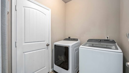 Humble 2-story, 4-bed 15139 Rainy Dusk Court-idx
