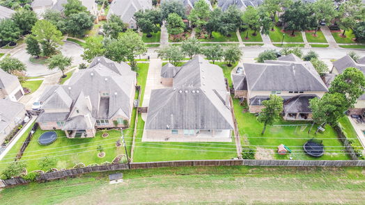 Humble 1-story, 4-bed 17623 Bear River Lane-idx