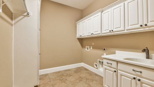 Humble 1-story, 4-bed 17623 Bear River Lane-idx