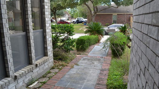 Humble 2-story, 3-bed 7602 Trophy Place Drive-idx